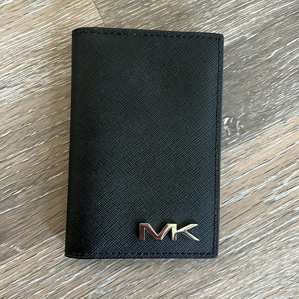 Michael Kors card holder